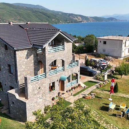 Helga'S Guesthouse Lin Exterior foto